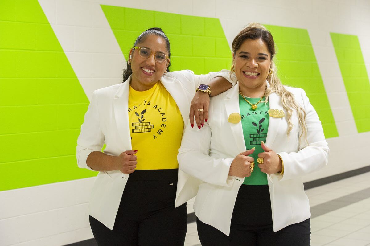 Lic. Kimberly Michel y Lic. Elisa Molina, cofundadoras de CrediGrants